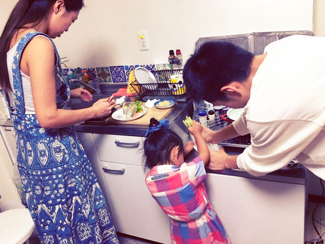 姪っ子が遊びに来て、一緒に料理を作ったりします